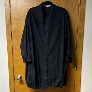 ZARA. Black oversized button down bubble top with large collar.  Size M